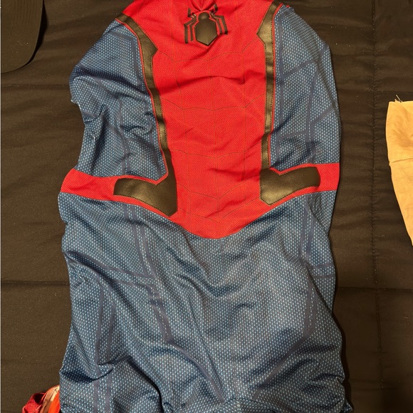 Custom Spiderman homecoming suit - Picture 2 of 5